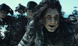 加勒比海盗5在线观看完整版,死无对证在线观影全纪录