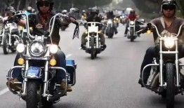 郑州摩托车爆料事件最新,真相与争议交织的街头冲突